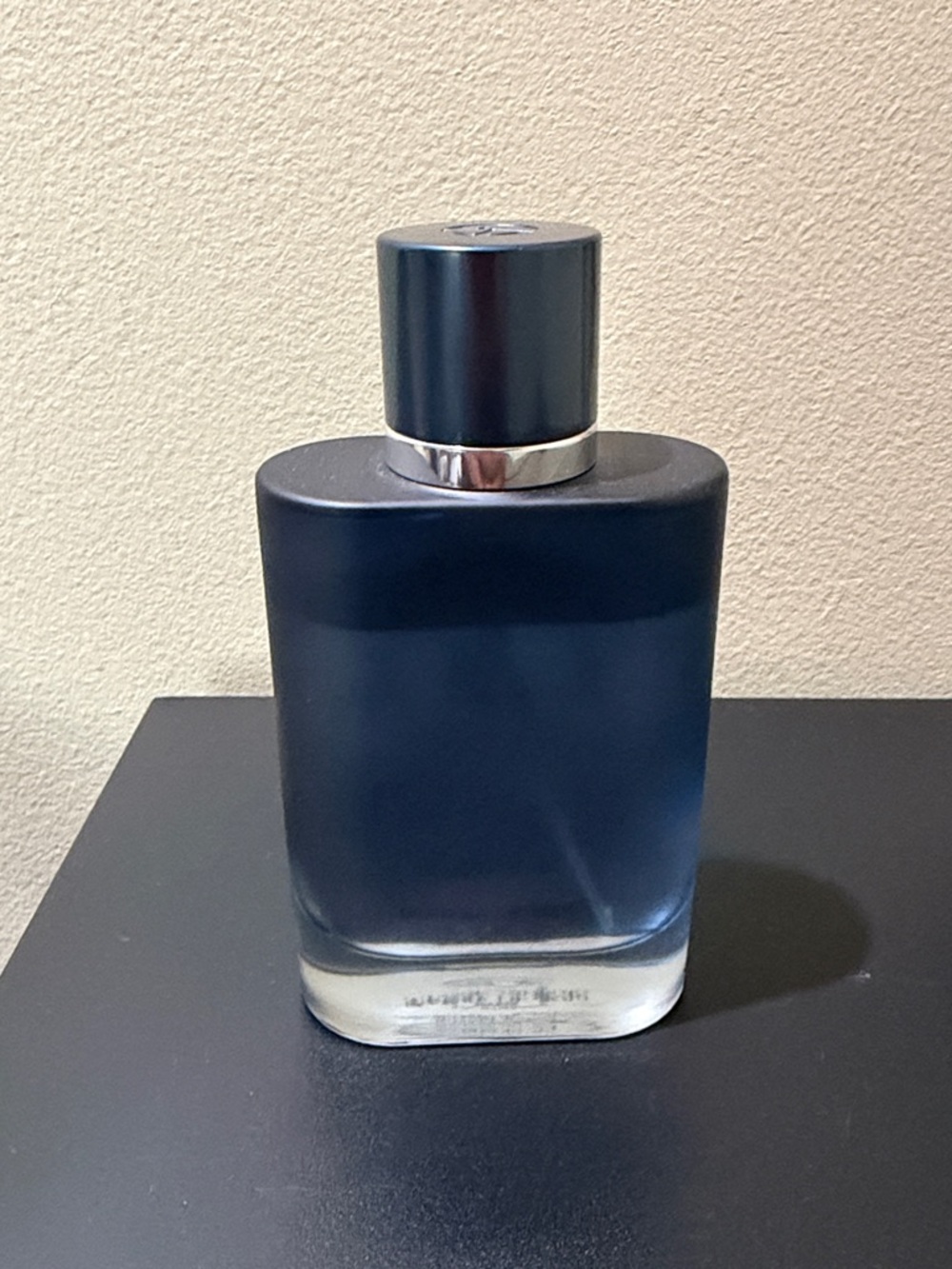 Giorgio Armani Acqua di Giò Profondo - Navy Blue Bottle - Picture 4 of 4